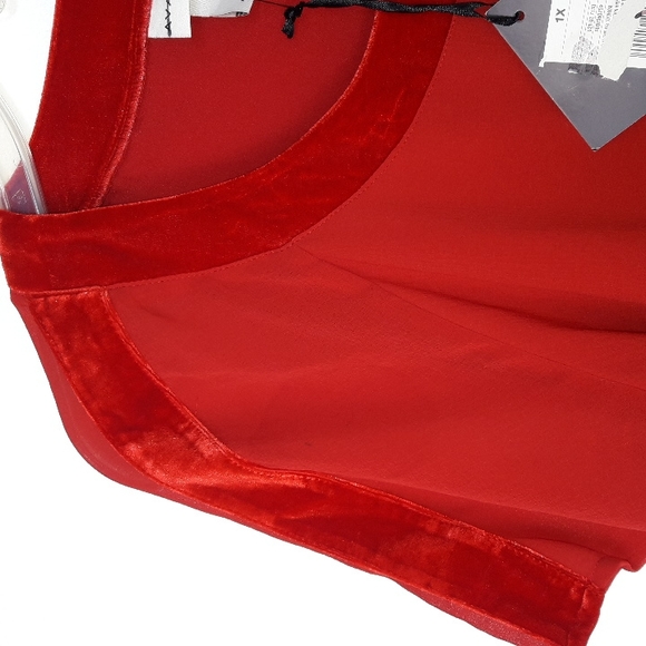 Nwt's  Ava & Viv NWT beautiful red blouse Size 1x - Picture 5 of 9